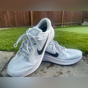 Nike Air Zoom Structure Size 11